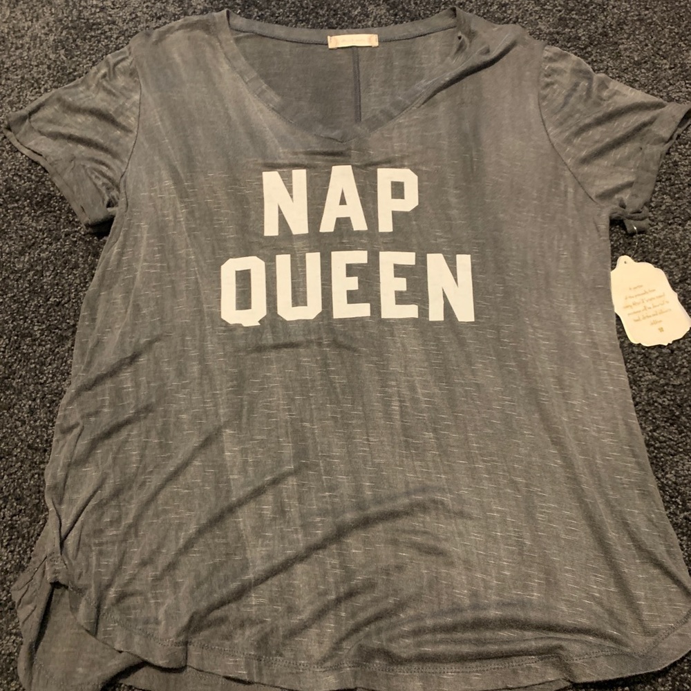 Nap queen graphic T-shirt